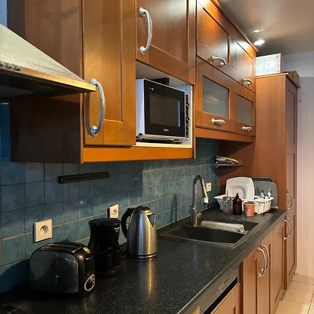 Cozy With Private Bathroom Near Paris Ladefense Arena Hospedagem domiciliar *